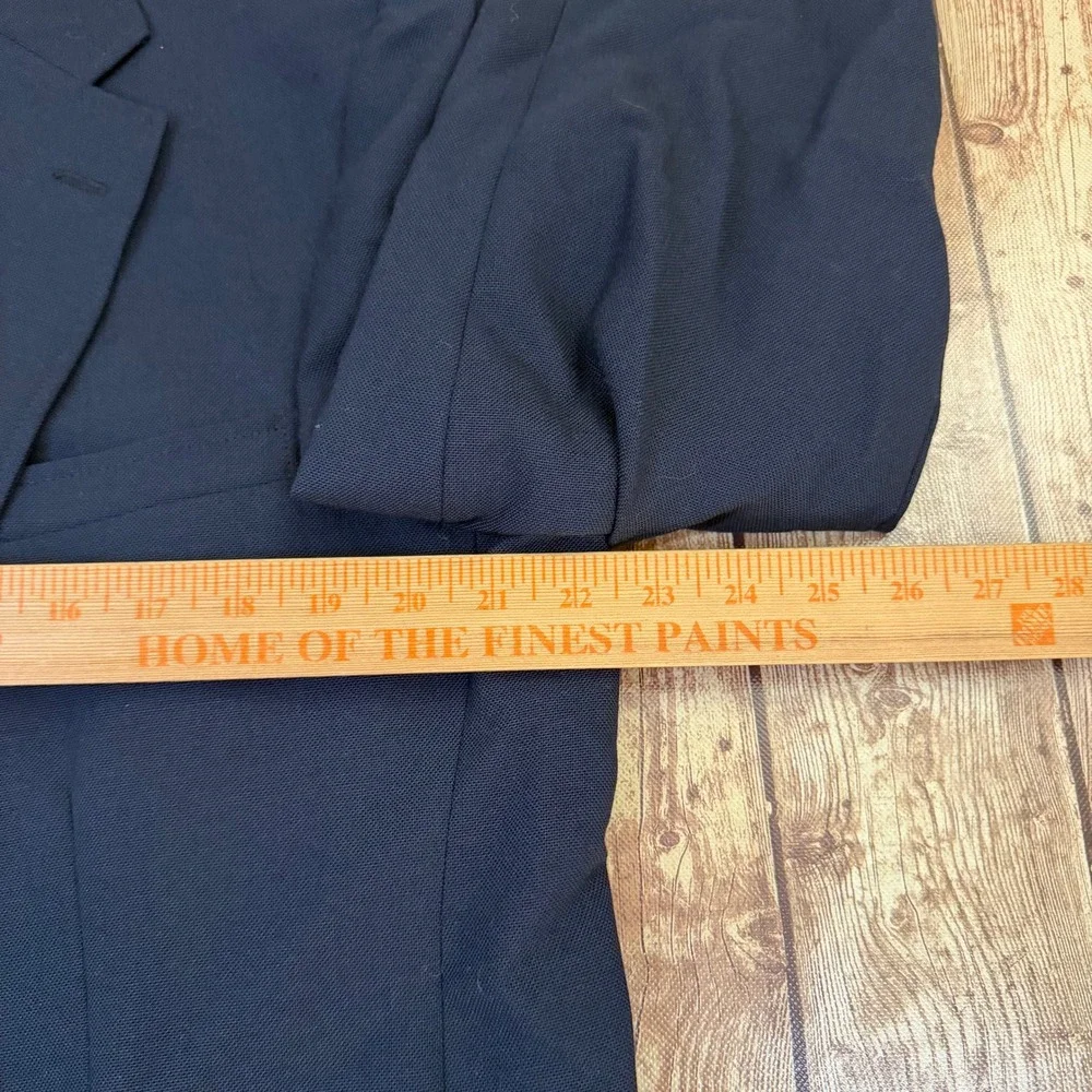Stafford Classic Blazer Sport Coat Mens size 44R Blue Gold Tone Buttons